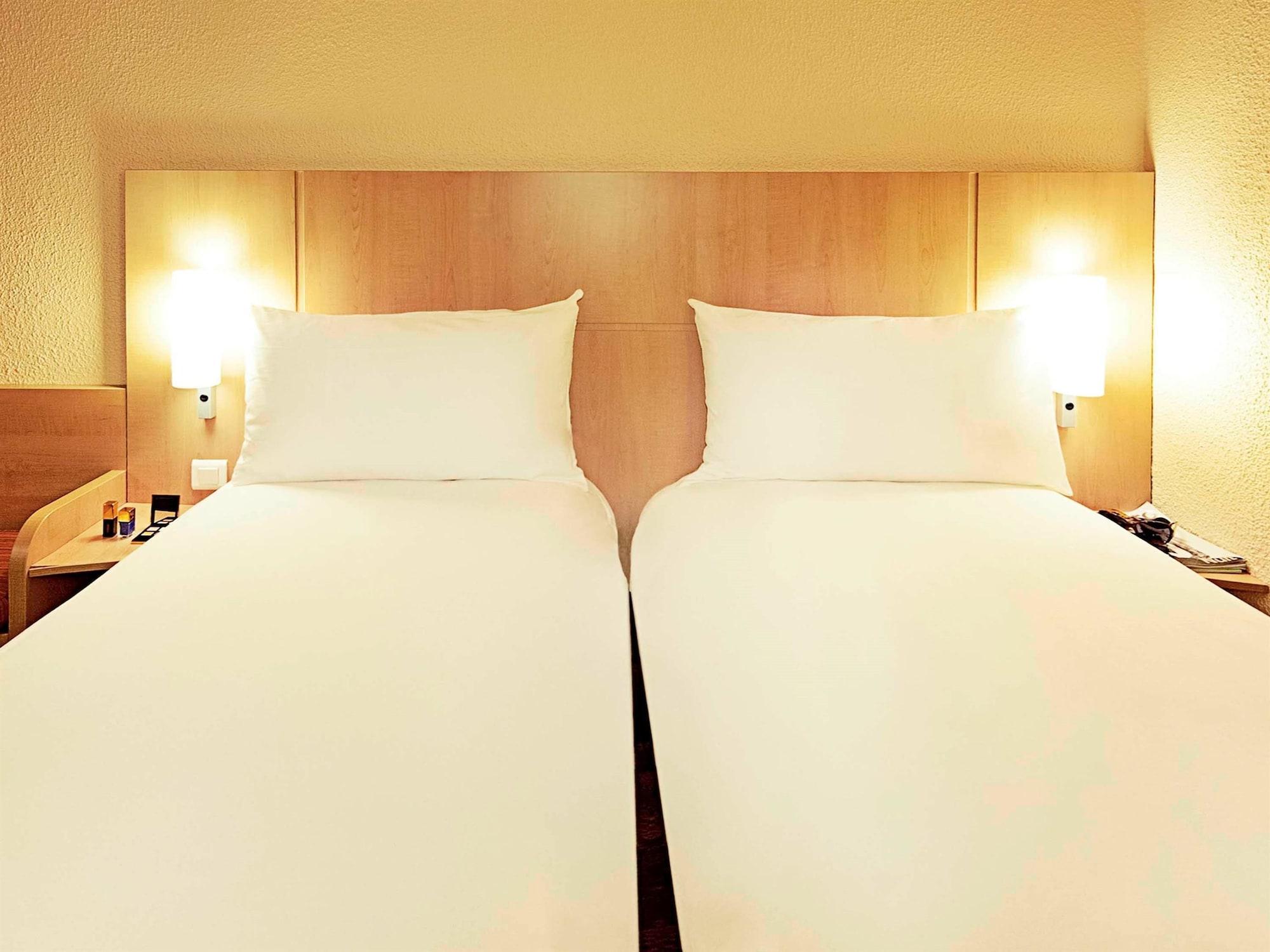 Ibis Canal Saint Martin 3* Parijs